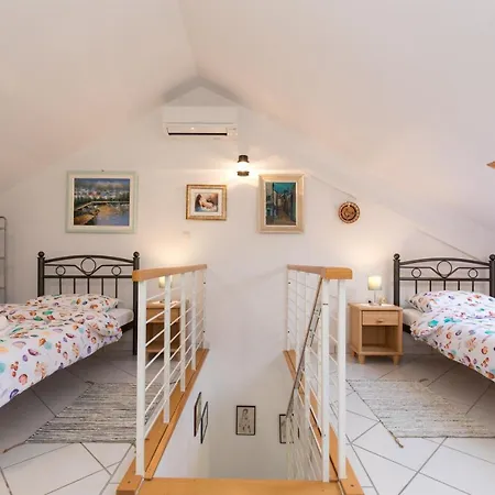 With Parking Space Baska, Krk - 19675 Lejlighed *