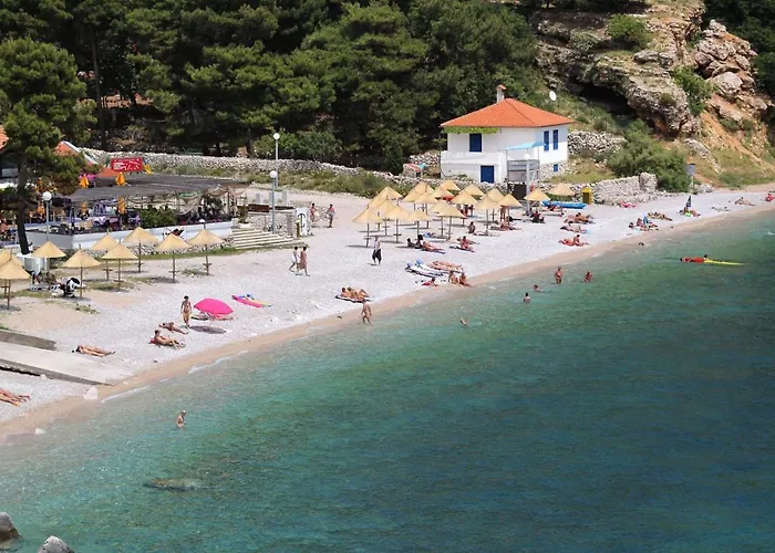 Apartmán With Parking Space Baska, Krk - 19675 Baška